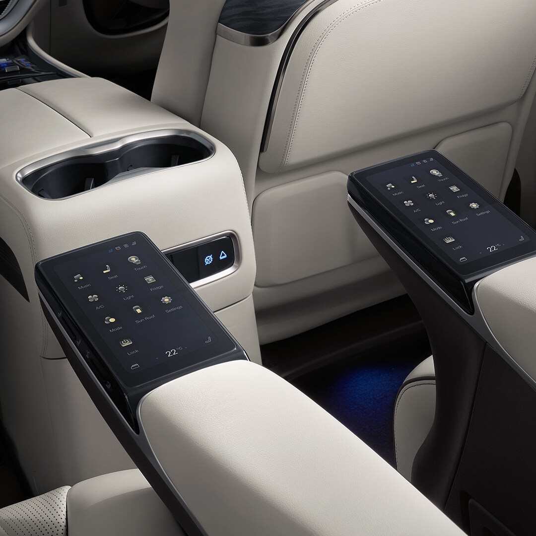 Second-row Multifunctional LCD Screen