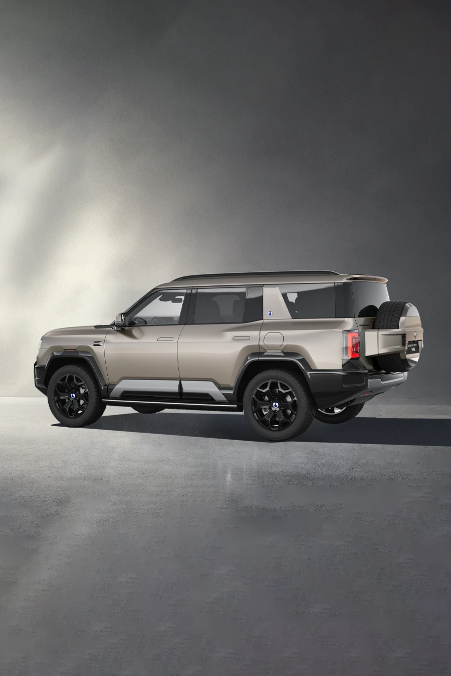 Sculpted for Strength and Versatility